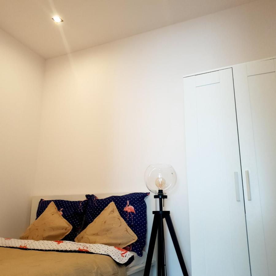 Apartament Z Historia Еленя-Гура Экстерьер фото